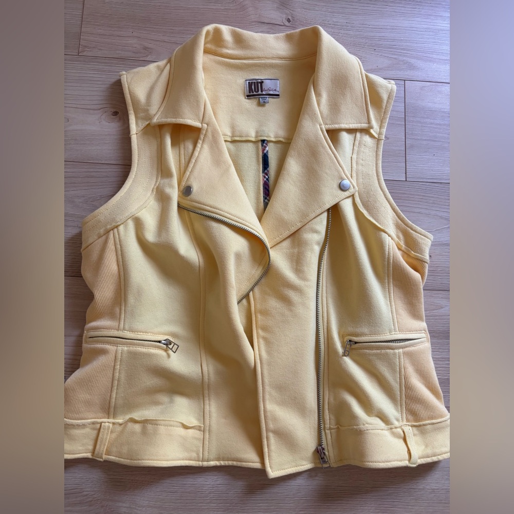 KUT from the Kloth Yellow Women's Vest